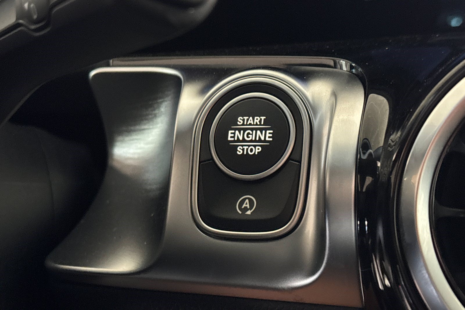 New 2026 Mercedes-Benz GLB 250 image 28