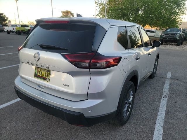 Certified 2024 Nissan Rogue S image 10