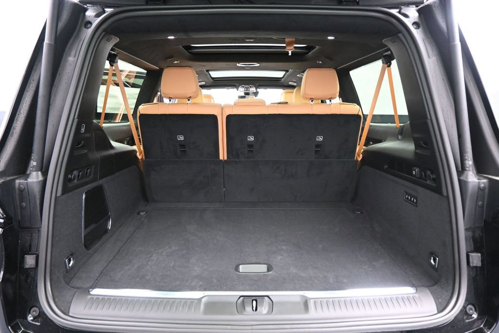 New 2026 Jeep Grand Wagoneer L Summit AWD/4WD image 35