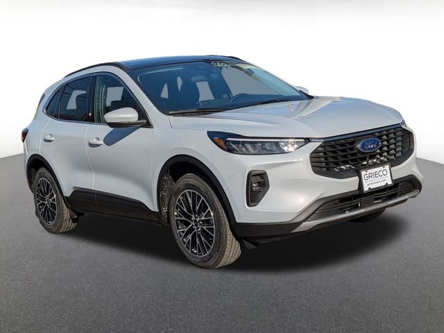New 2026 Ford Escape SE image 1