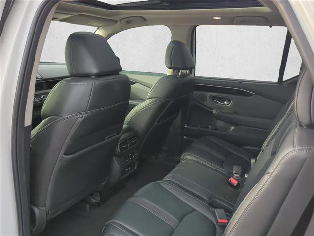 Used 2023 Honda Pilot Touring image 17