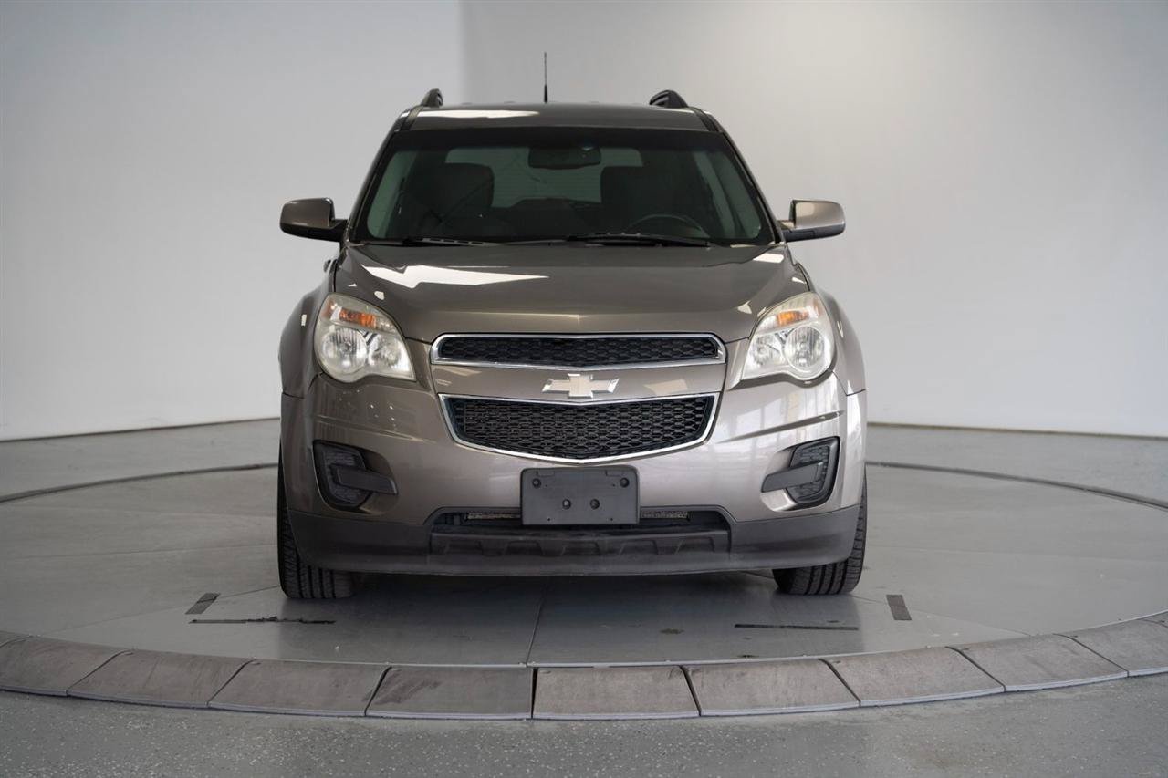 Used 2011 Chevrolet Equinox LT w/ Driver Convenience Package AWD/4WD image 2