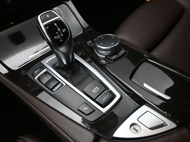 Used 2016 BMW 535i Sedan image 9