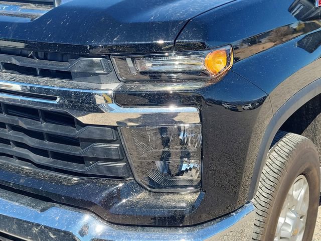 Used 2026 Chevrolet Silverado 2500 LT w/ Convenience Package image 4