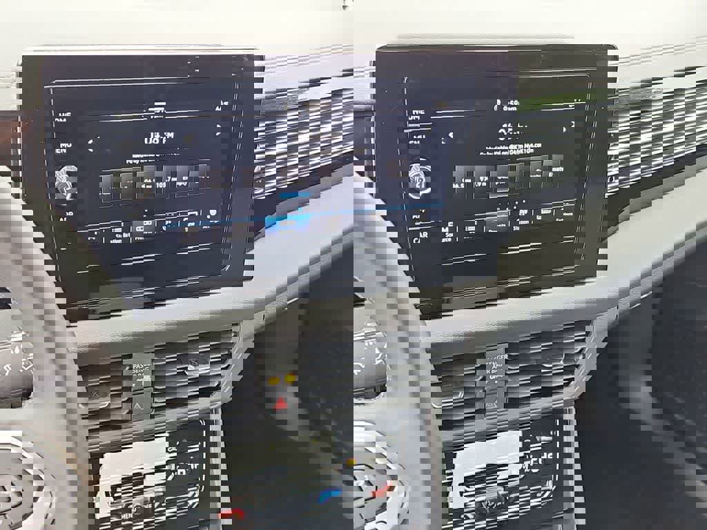 Used 2025 Volkswagen Jetta S image 28