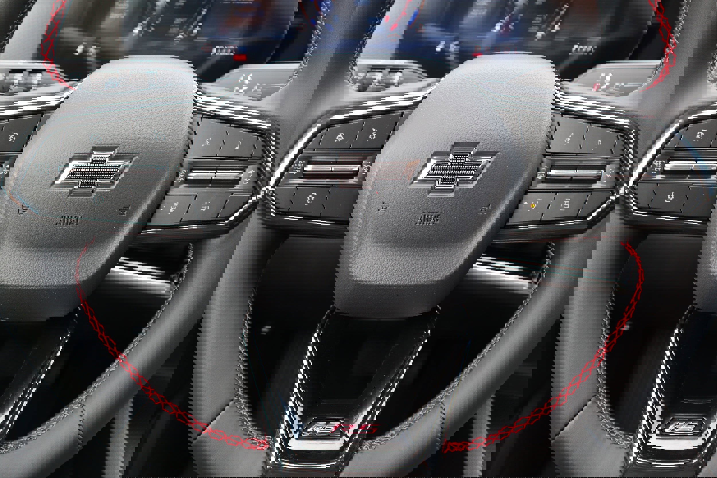 New 2025 Chevrolet Traverse LT w/ Driver Confidence Package image 24