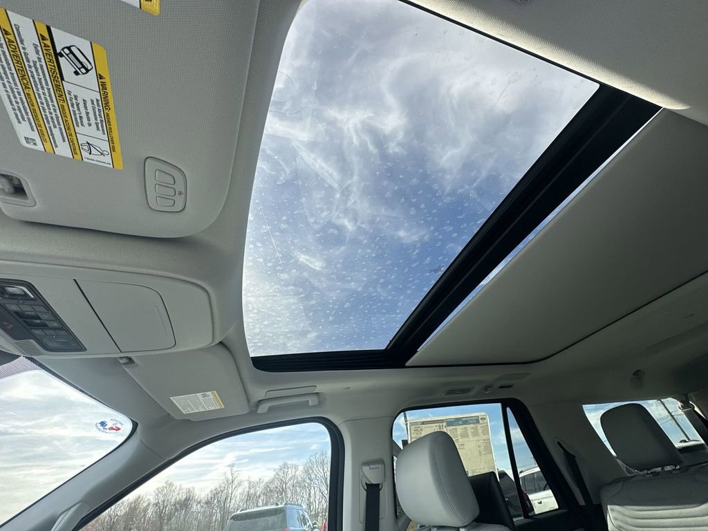 New 2026 Ford Expedition Max Platinum image 28