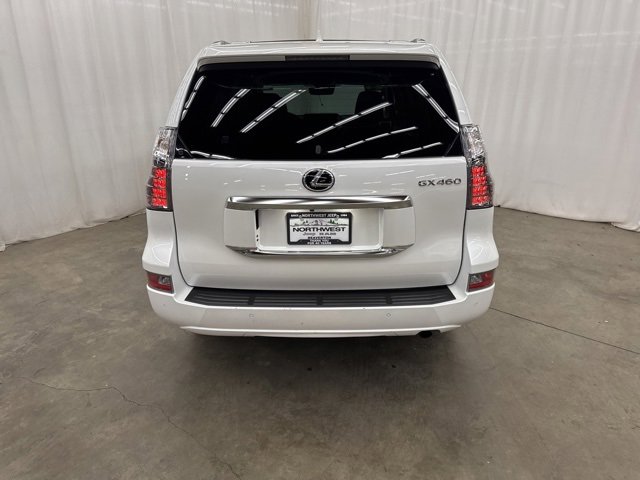 Used 2021 Lexus GX 460 Premium w/ Premium Package image 29