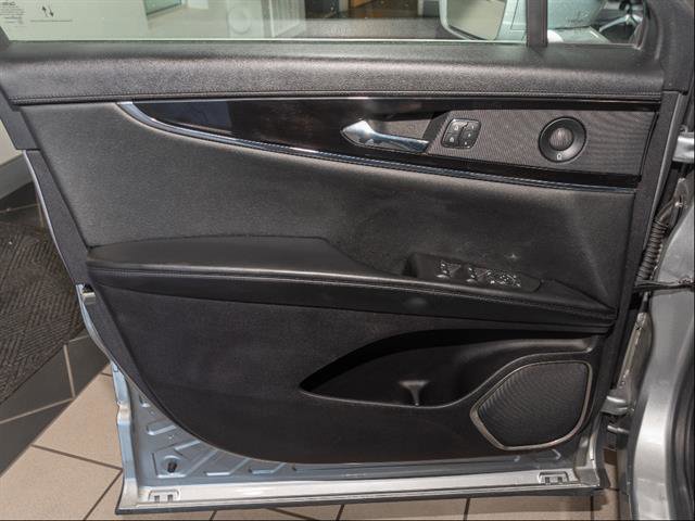 Used 2021 Lincoln Nautilus Reserve AWD/4WD image 10