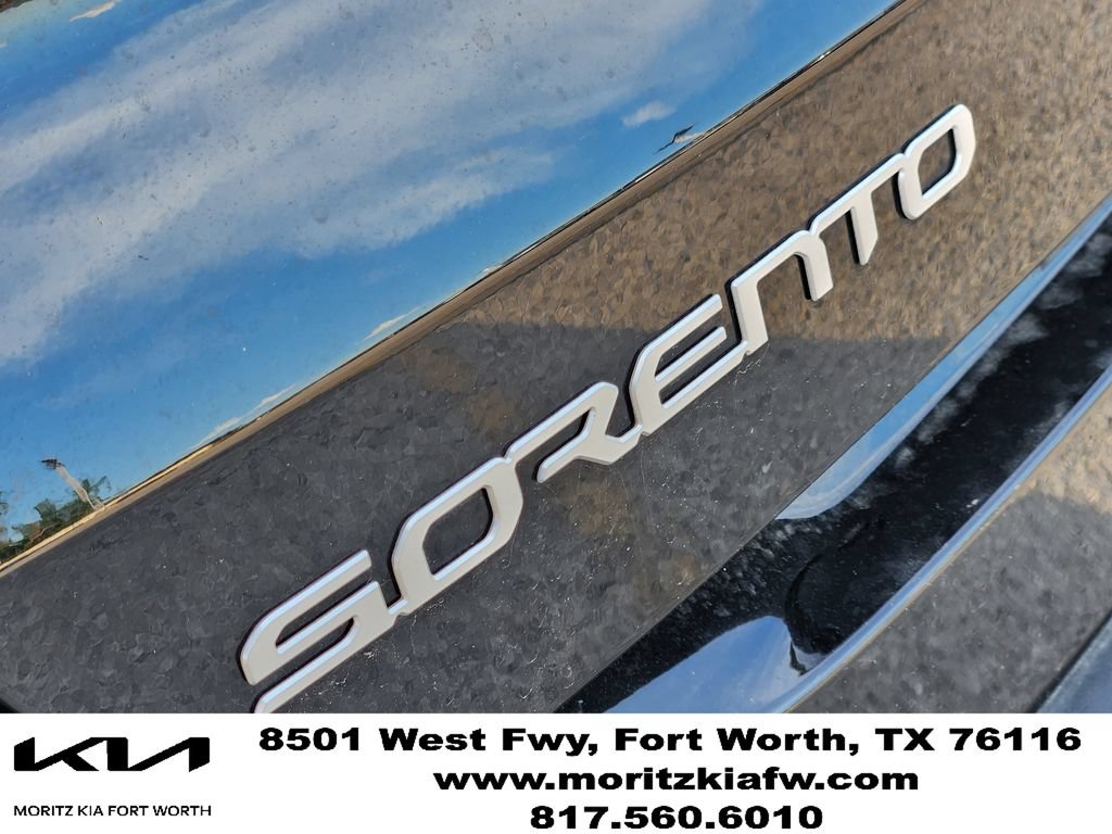 Certified 2025 Kia Sorento S AWD/4WD image 11