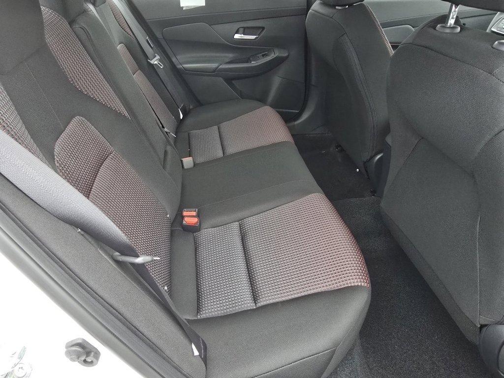New 2026 Nissan Sentra SR w/ Floor Mat Package image 11