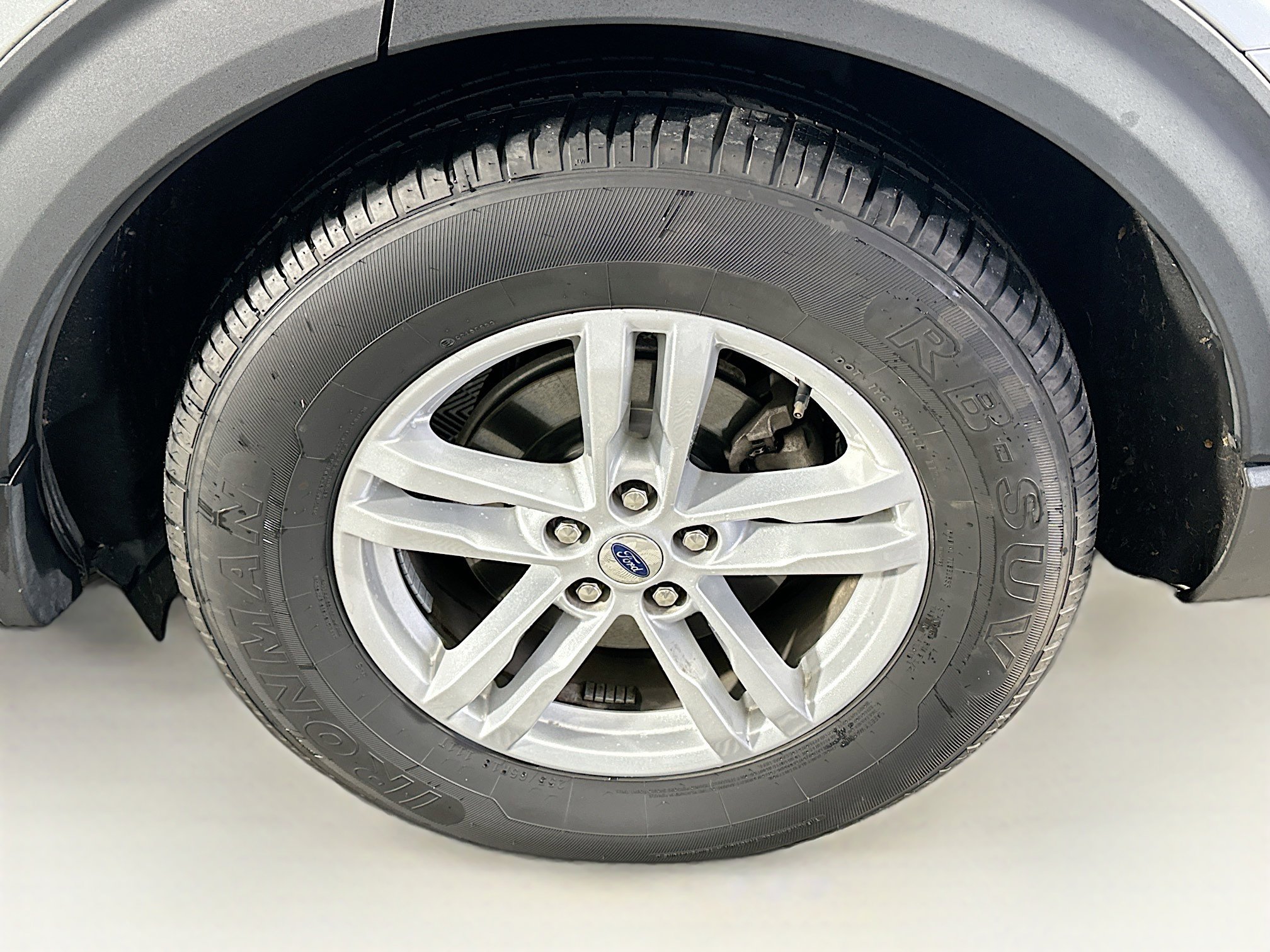 Used 2024 Ford Explorer XLT w/ Equipment Group 202A image 11