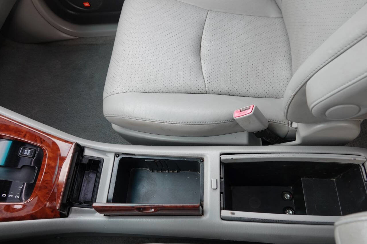 Used 2005 Toyota Highlander Limited AWD/4WD image 85