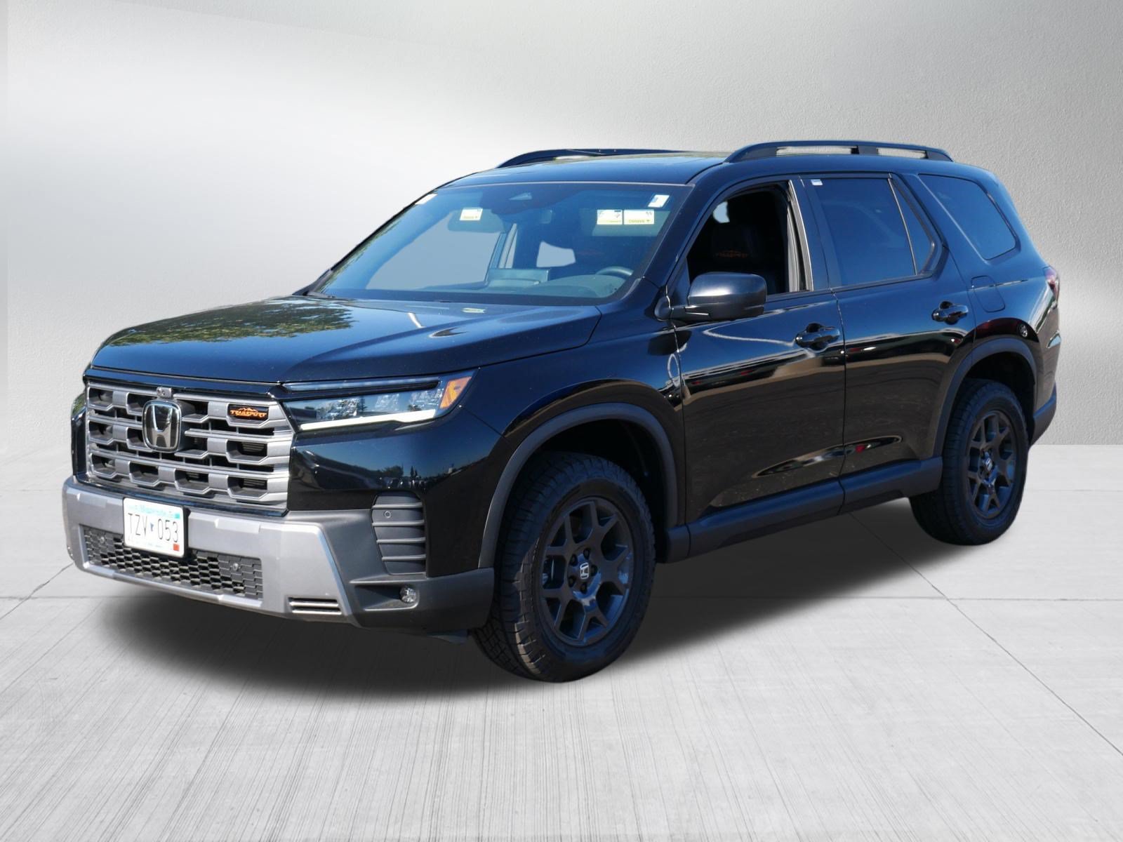 Certified 2026 Honda Pilot TrailSport image 3