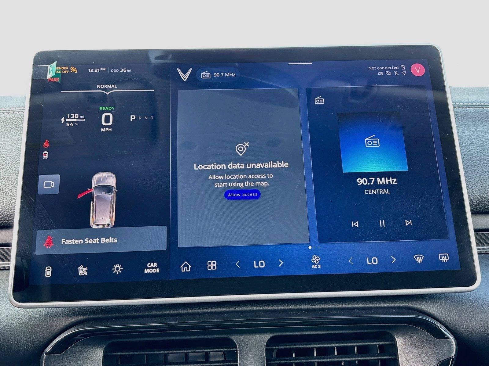 New 2027 VinFast VF 8 Eco AWD/4WD image 14