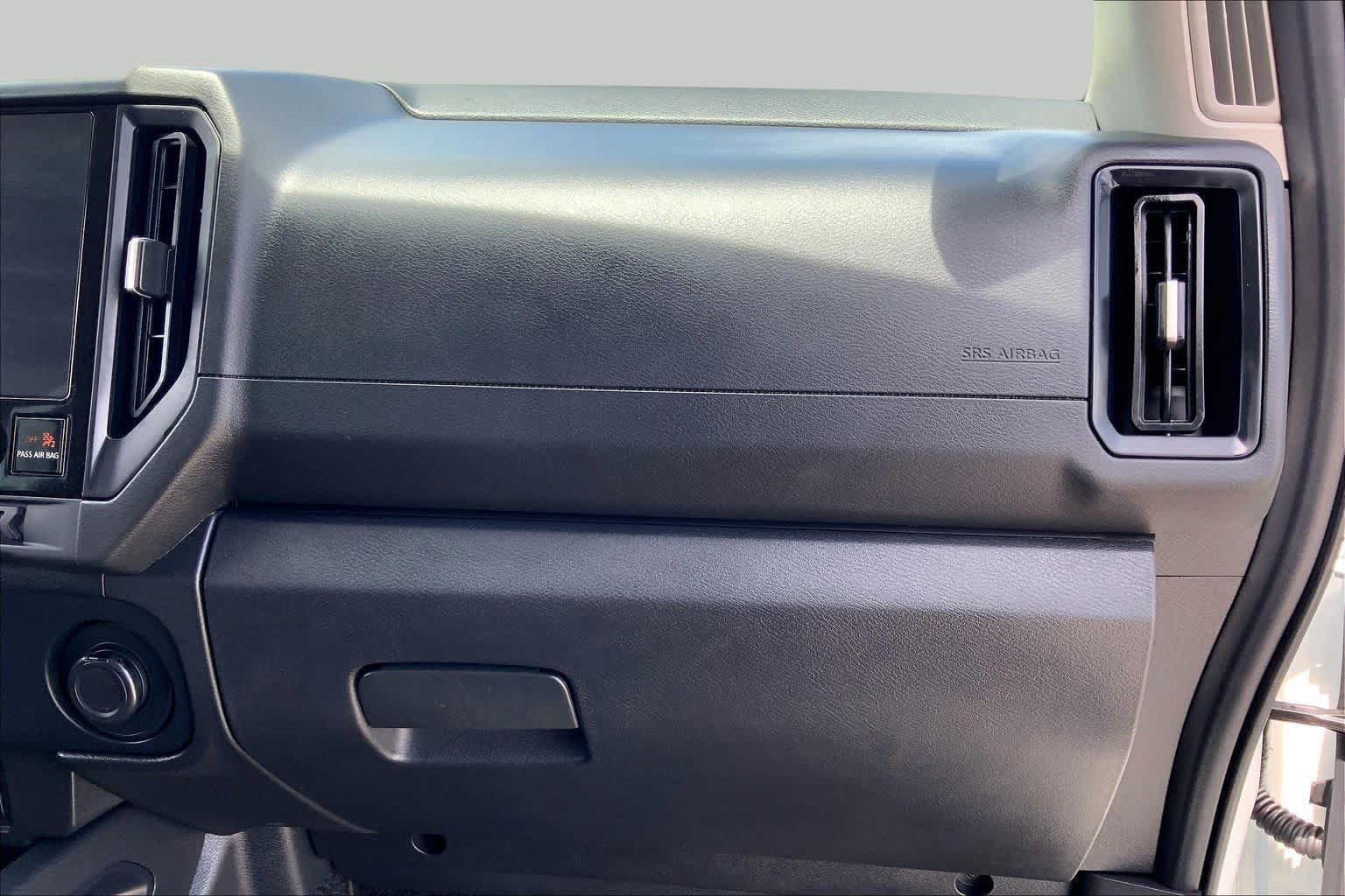 Used 2026 Nissan Frontier S RWD image 18