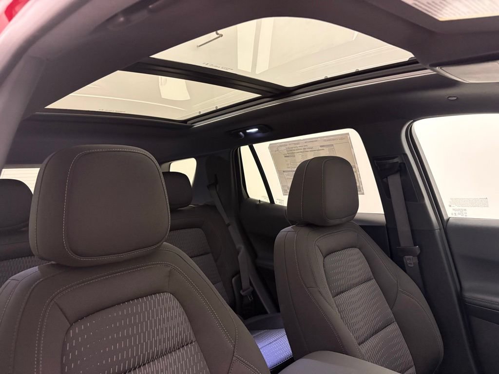 New 2026 Chevrolet Equinox LT FWD image 12