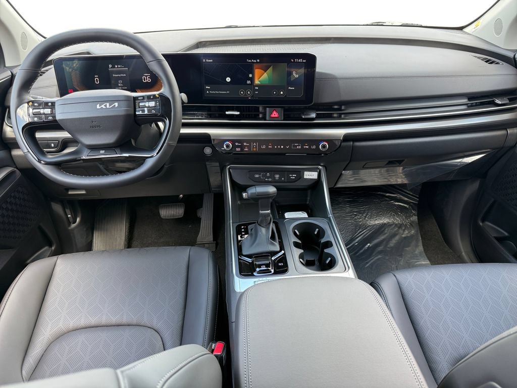 New 2027 Kia Carnival EX FWD image 10