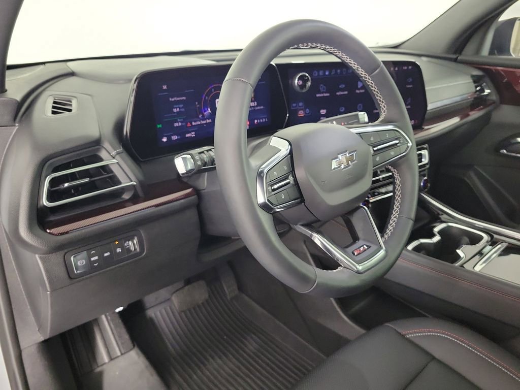 Used 2025 Chevrolet Traverse Z71 w/ Driver Confidence Package image 19