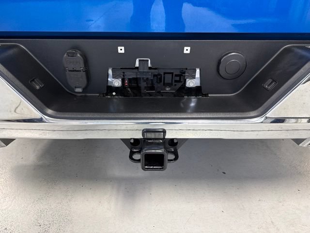 Used 2022 Chevrolet Silverado 1500 LT w/ Z71 Off-Road Package AWD/4WD image 13