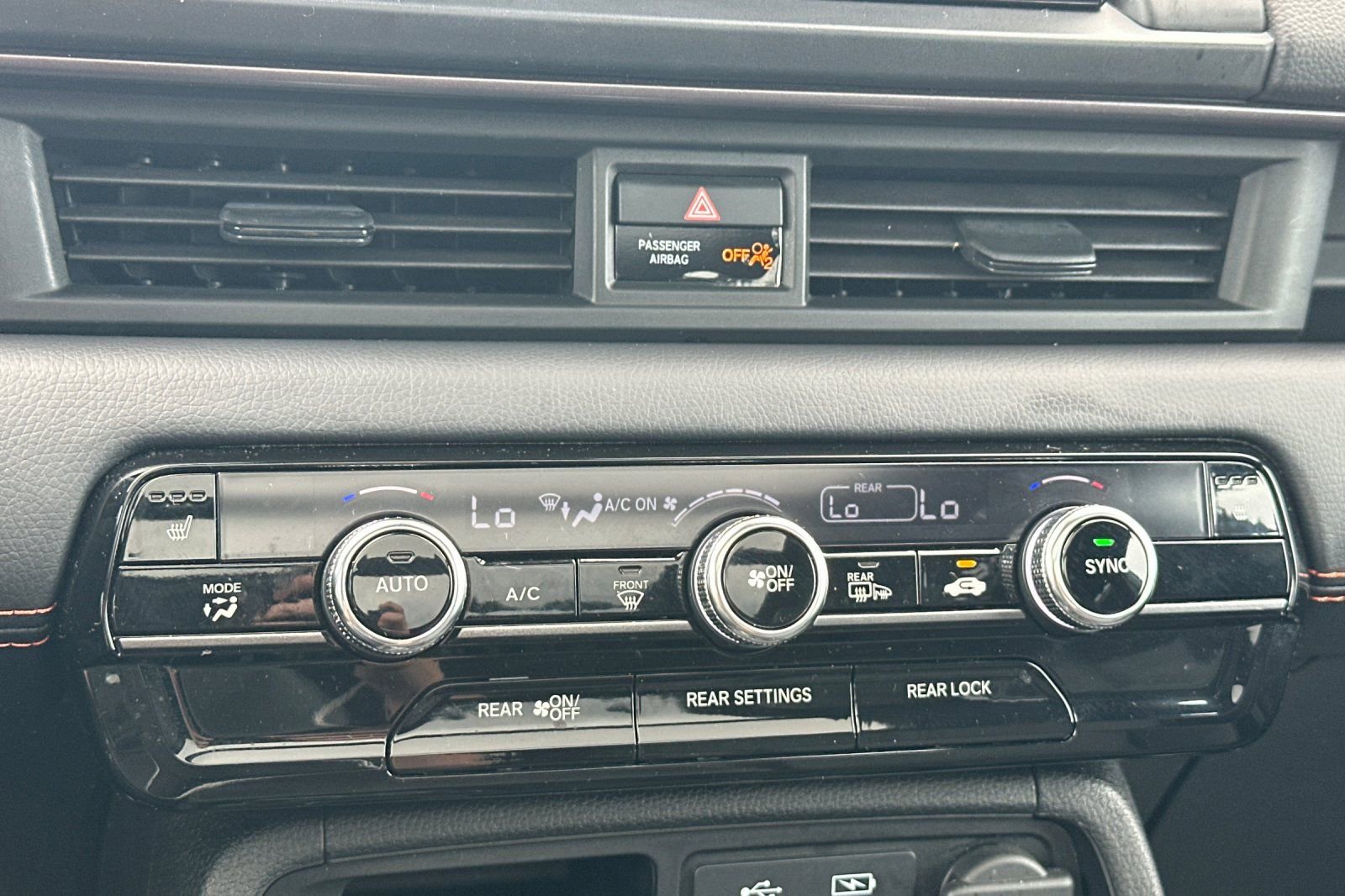 Certified 2024 Honda Pilot TrailSport image 25