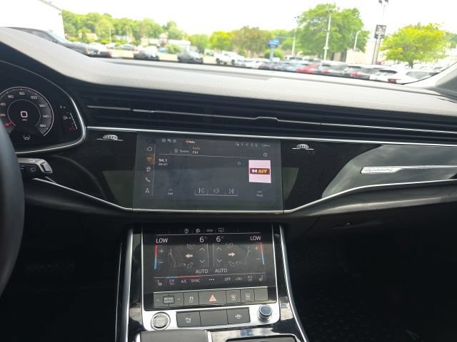 Used 2025 Audi Q7 3.0T Premium Plus AWD/4WD image 17