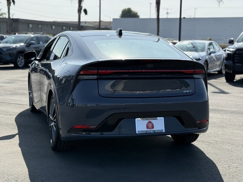 New 2026 Toyota Prius XLE image 9