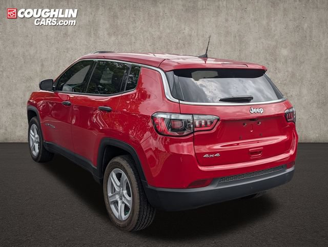 Used 2024 Jeep Compass Sport AWD/4WD image 5