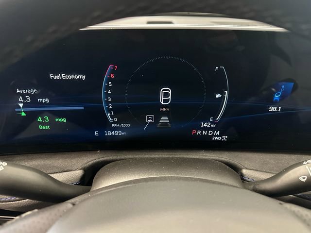 Used 2024 Cadillac XT4 Sport image 11