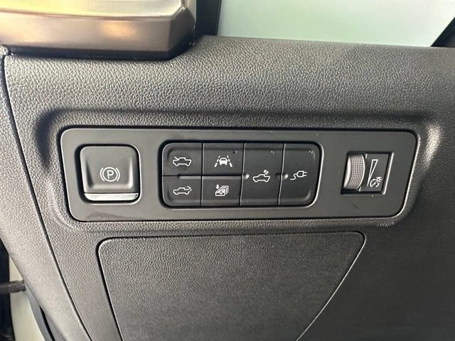 Used 2025 GMC Hummer EV 3X AWD/4WD image 34