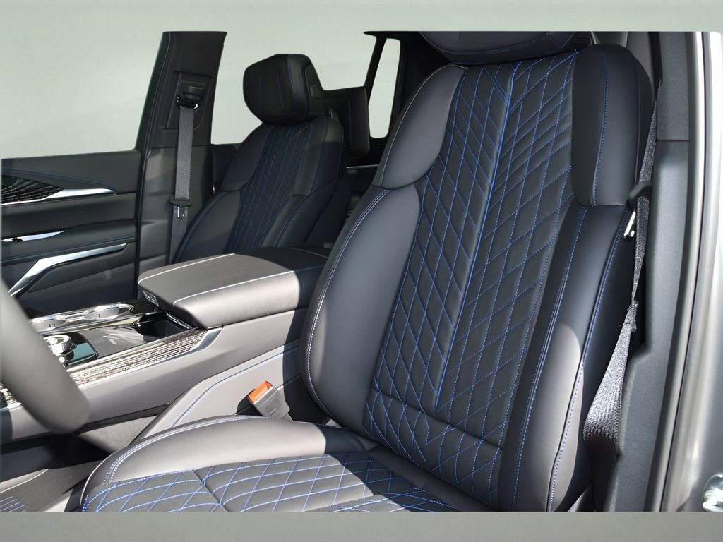 New 2026 Cadillac Escalade IQL Luxury image 13