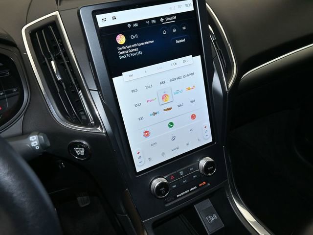 Used 2024 Ford Edge Titanium image 33