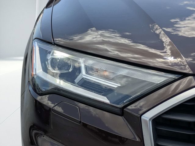 Used 2021 Audi Q7 2.0T Premium Plus w/ Premium Plus Package AWD/4WD image 9