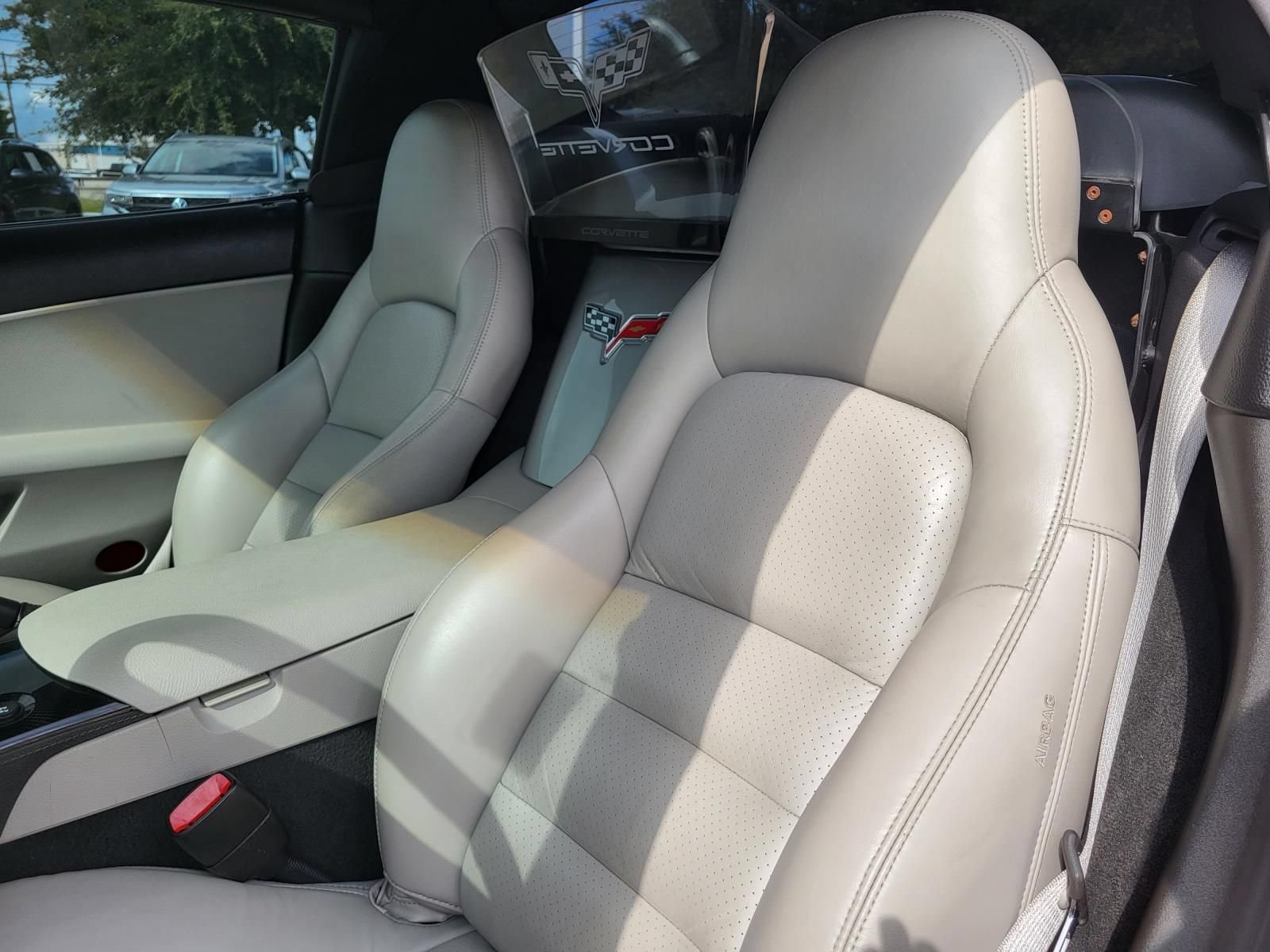 Used 2008 Chevrolet Corvette Convertible w/ Preferred Equipment Group RWD image 18