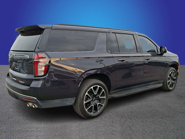 Used 2022 Chevrolet Suburban RST w/ Sport Performance Package image 4