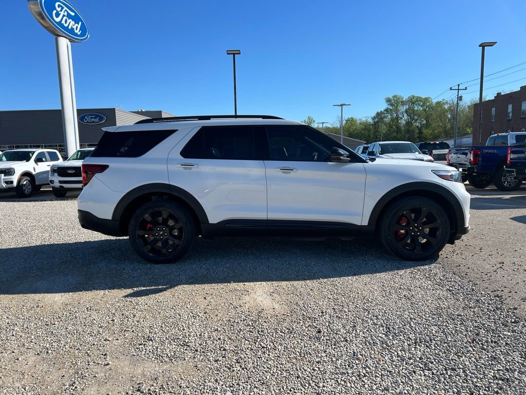 Used 2020 Ford Explorer ST w/ ST Street Pack AWD/4WD image 9
