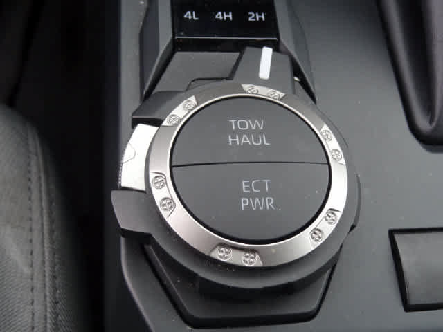 Used 2025 Toyota Tacoma SR5 AWD/4WD image 28