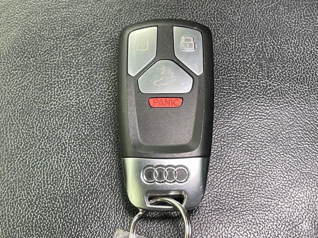 Certified 2022 Audi SQ5 Premium Plus w/ Premium Plus Package image 45