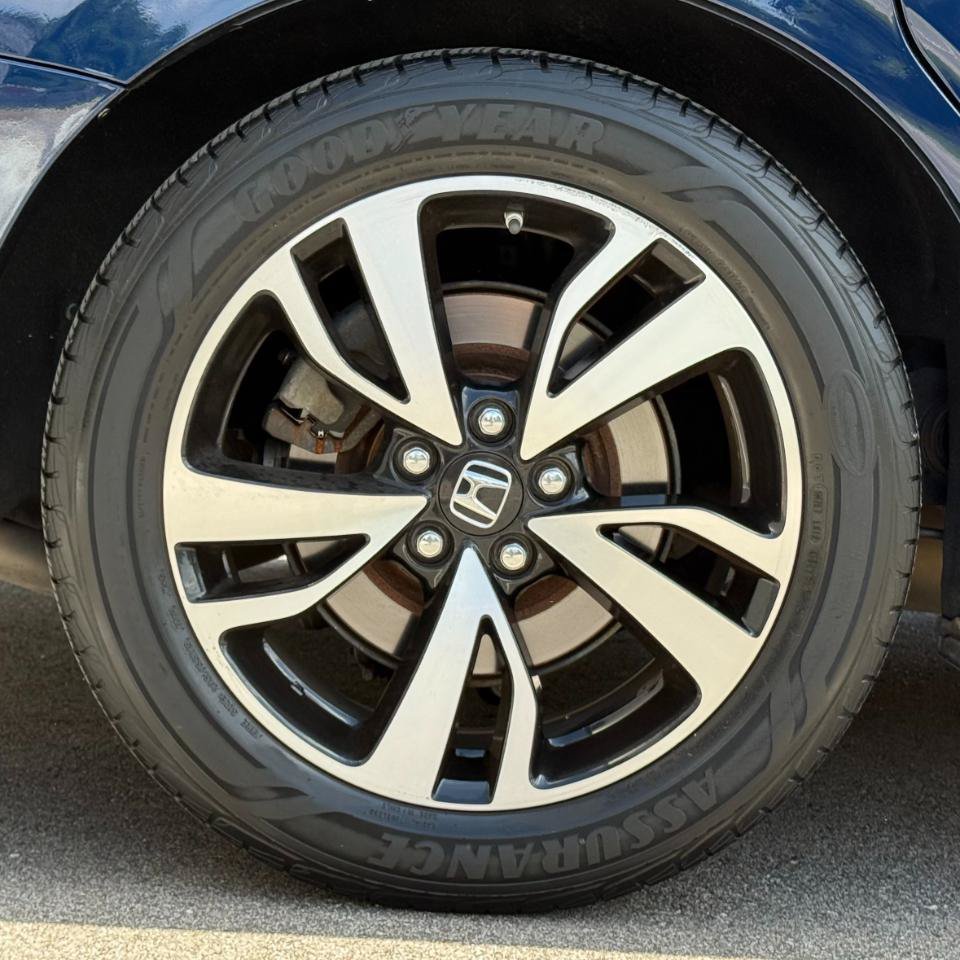 Used 2018 Honda Odyssey Elite image 29