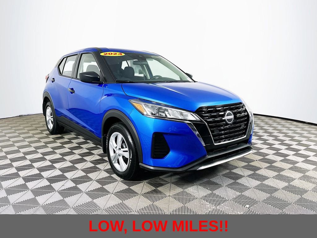 Certified 2024 Nissan Kicks S image 3