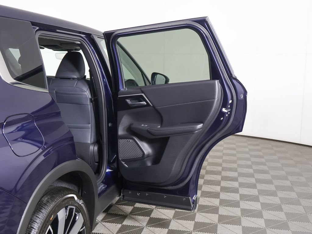 New 2026 Mitsubishi Outlander SE FWD image 24