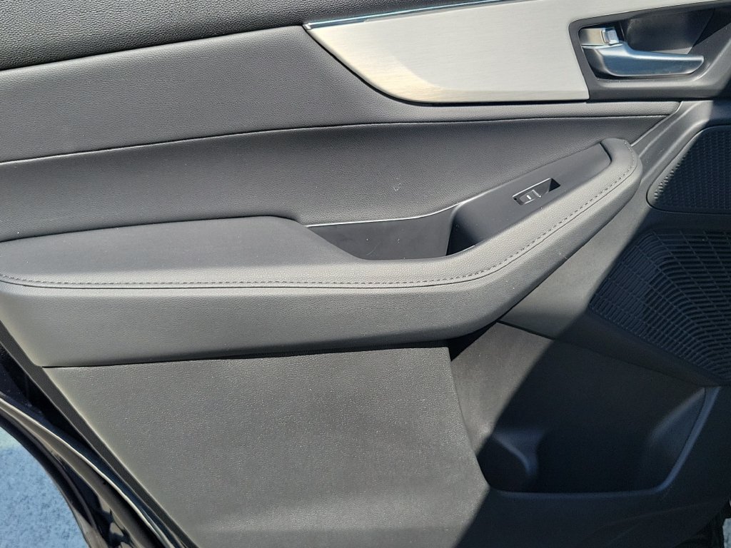 Certified 2025 Acura MDX SH-AWD image 19