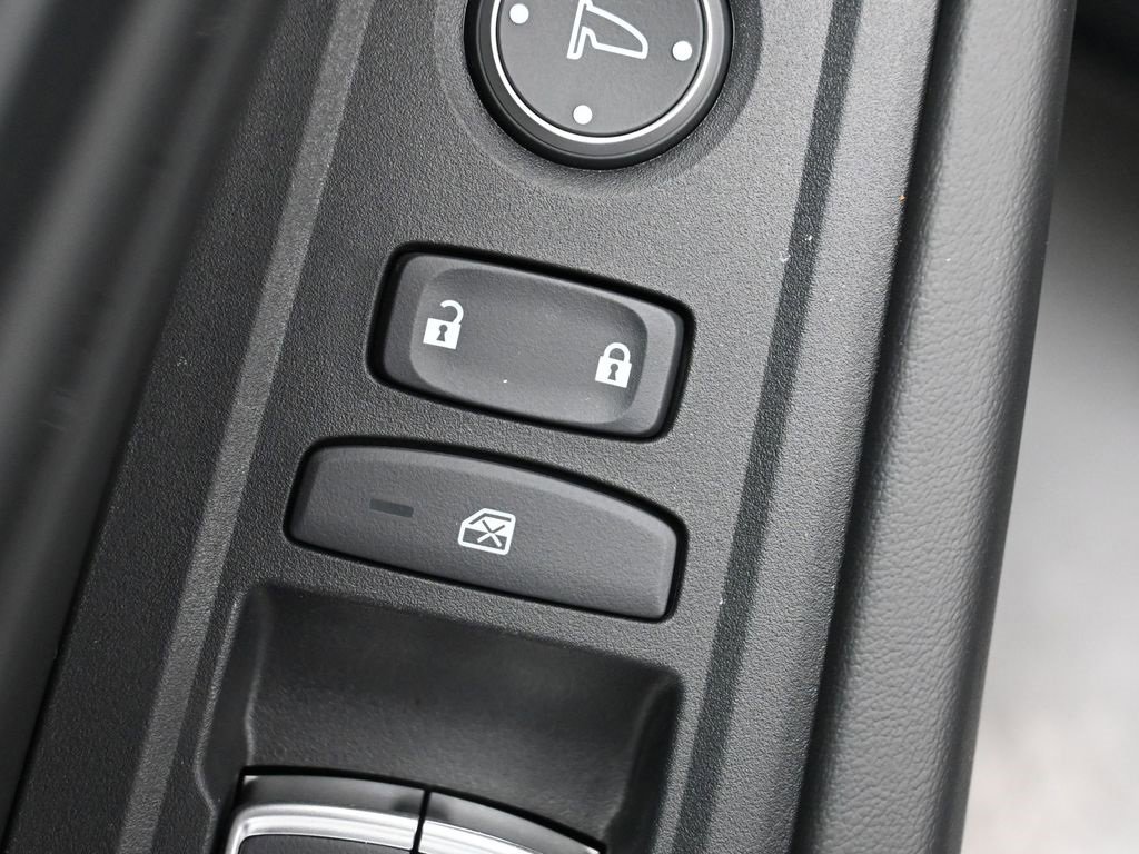 Used 2023 Honda Accord EX-L image 13