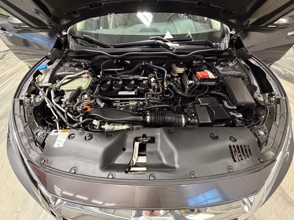 Used 2018 Honda Civic Touring image 58