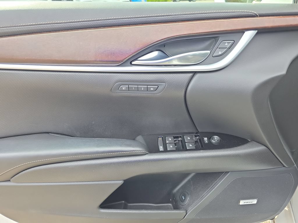 Used 2019 Cadillac XTS Luxury FWD image 17