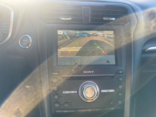 Used 2018 Ford Fusion Titanium image 14