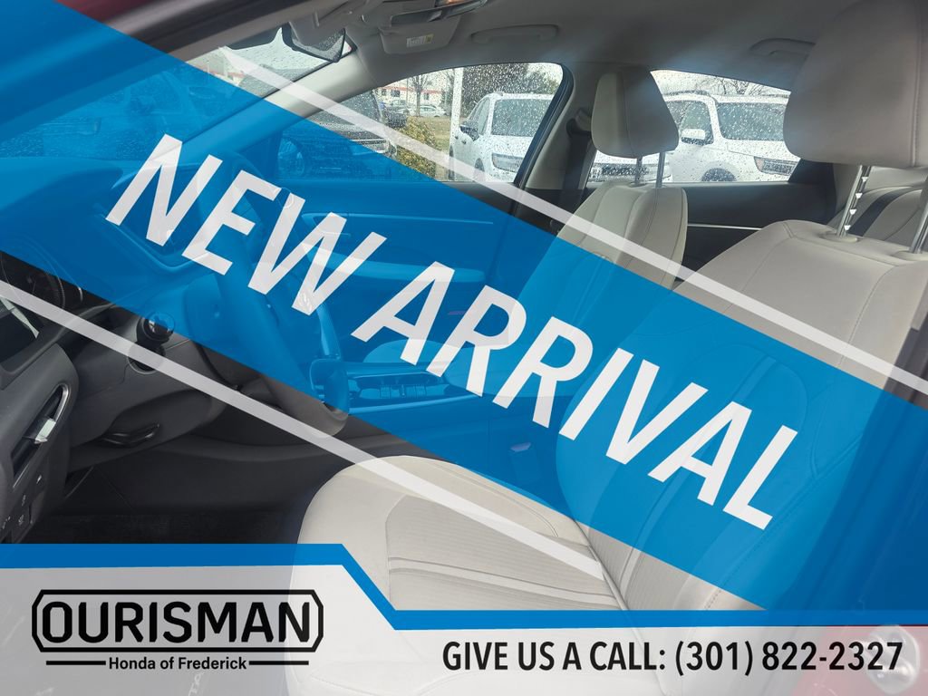 Used 2023 Hyundai Sonata SE w/ Cargo Package image 10