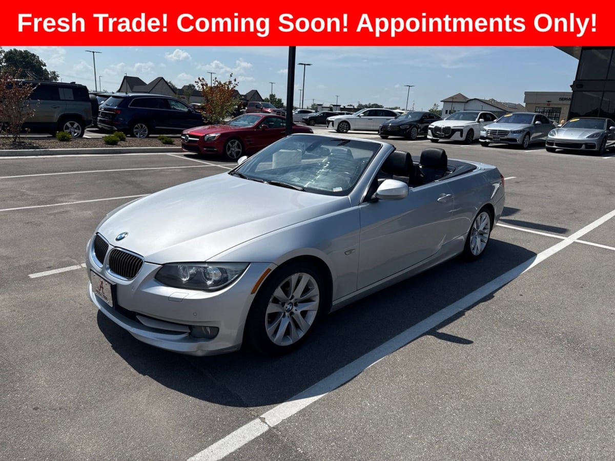 Used 2013 BMW 328i Convertible RWD image 1