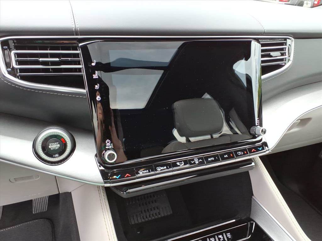 New 2026 Jeep Grand Wagoneer Limited AWD/4WD image 28
