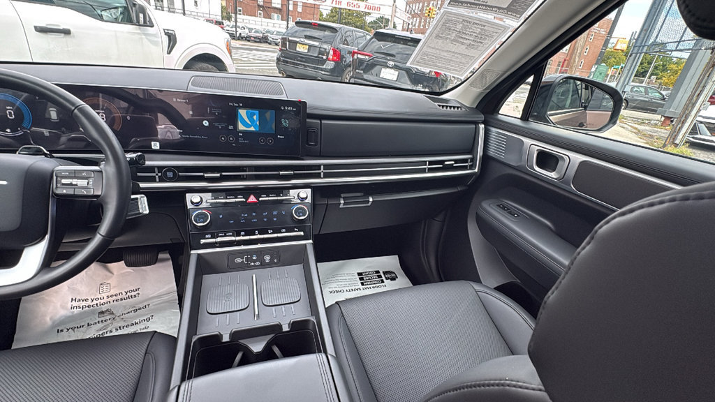 Used 2025 Hyundai Santa Fe XRT AWD/4WD image 28